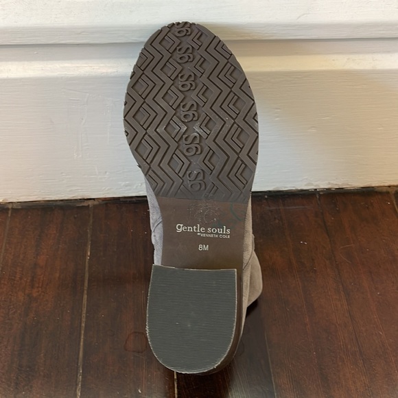 Gentle Souls Kenneth Cole Suede Boot | Blane | Size 8 - Picture 10 of 10